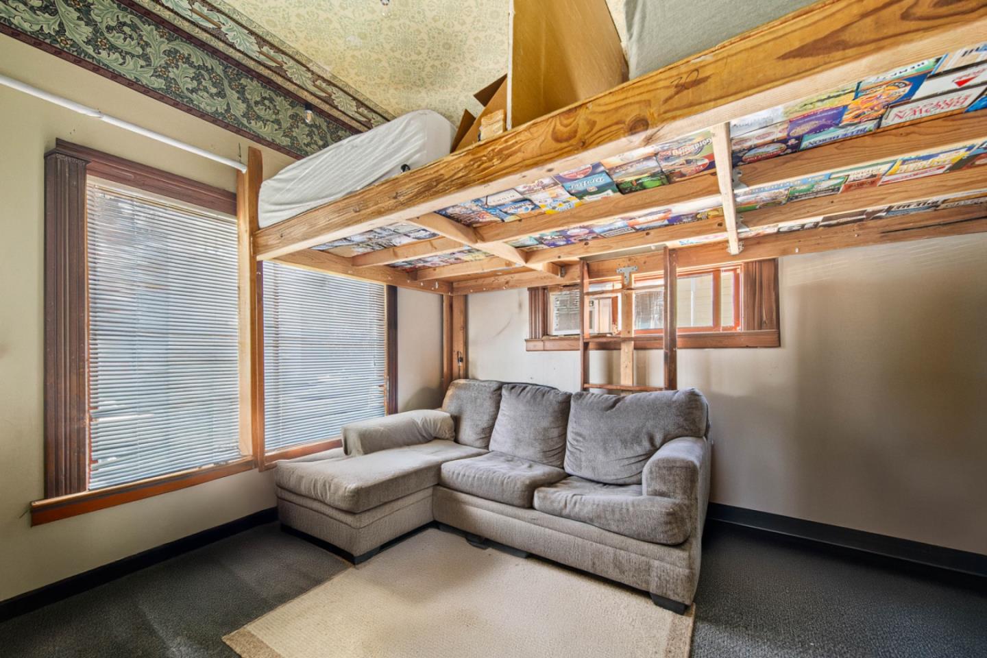 Detail Gallery Image 7 of 24 For 551 Washington St, Santa Clara,  CA 95050 - 6 Beds | 3 Baths