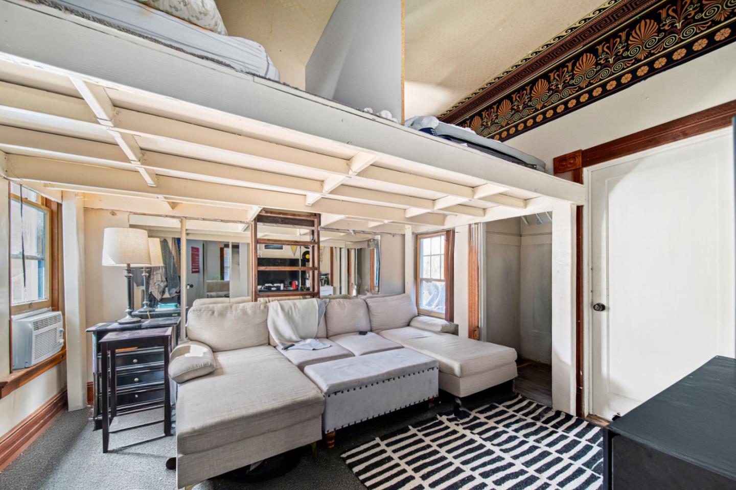 Detail Gallery Image 8 of 24 For 551 Washington St, Santa Clara,  CA 95050 - 6 Beds | 3 Baths