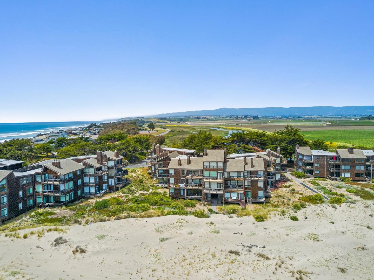 Detail Gallery Image 30 of 36 For 52 Pelican Pt, Watsonville,  CA 95076 - 1 Beds | 1 Baths