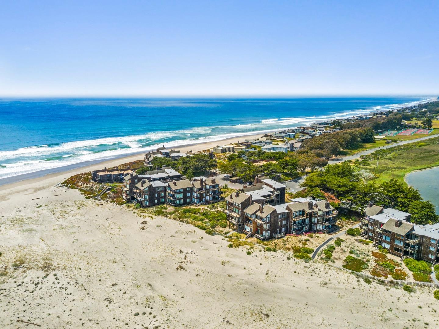 Detail Gallery Image 31 of 36 For 52 Pelican Pt, Watsonville,  CA 95076 - 1 Beds | 1 Baths