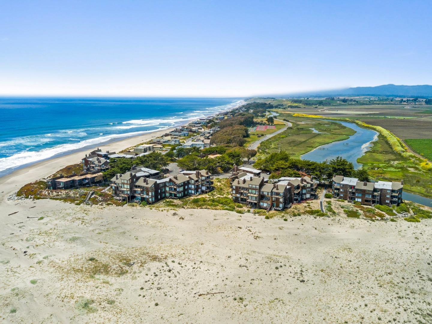 Detail Gallery Image 32 of 36 For 52 Pelican Pt, Watsonville,  CA 95076 - 1 Beds | 1 Baths