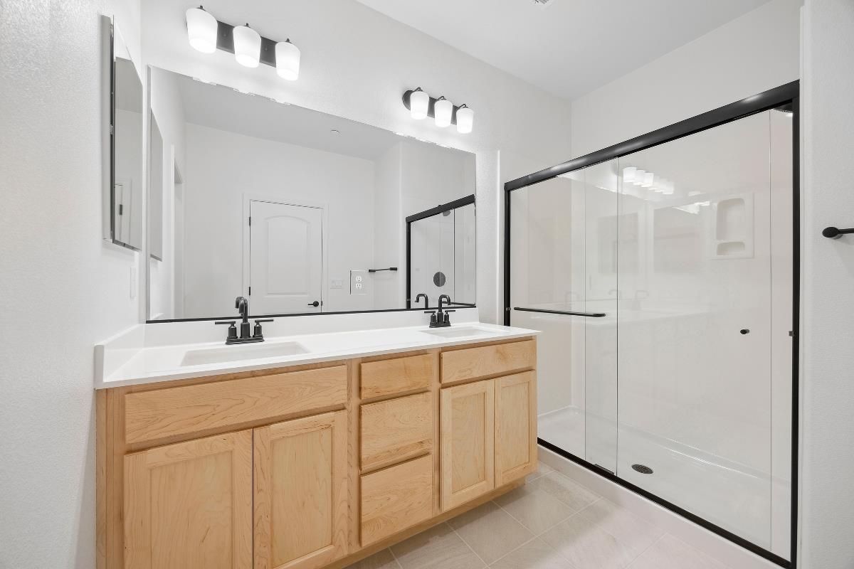 Detail Gallery Image 16 of 31 For 3710 Scribe Way, Castro Valley,  CA 94546 - 3 Beds | 3 Baths