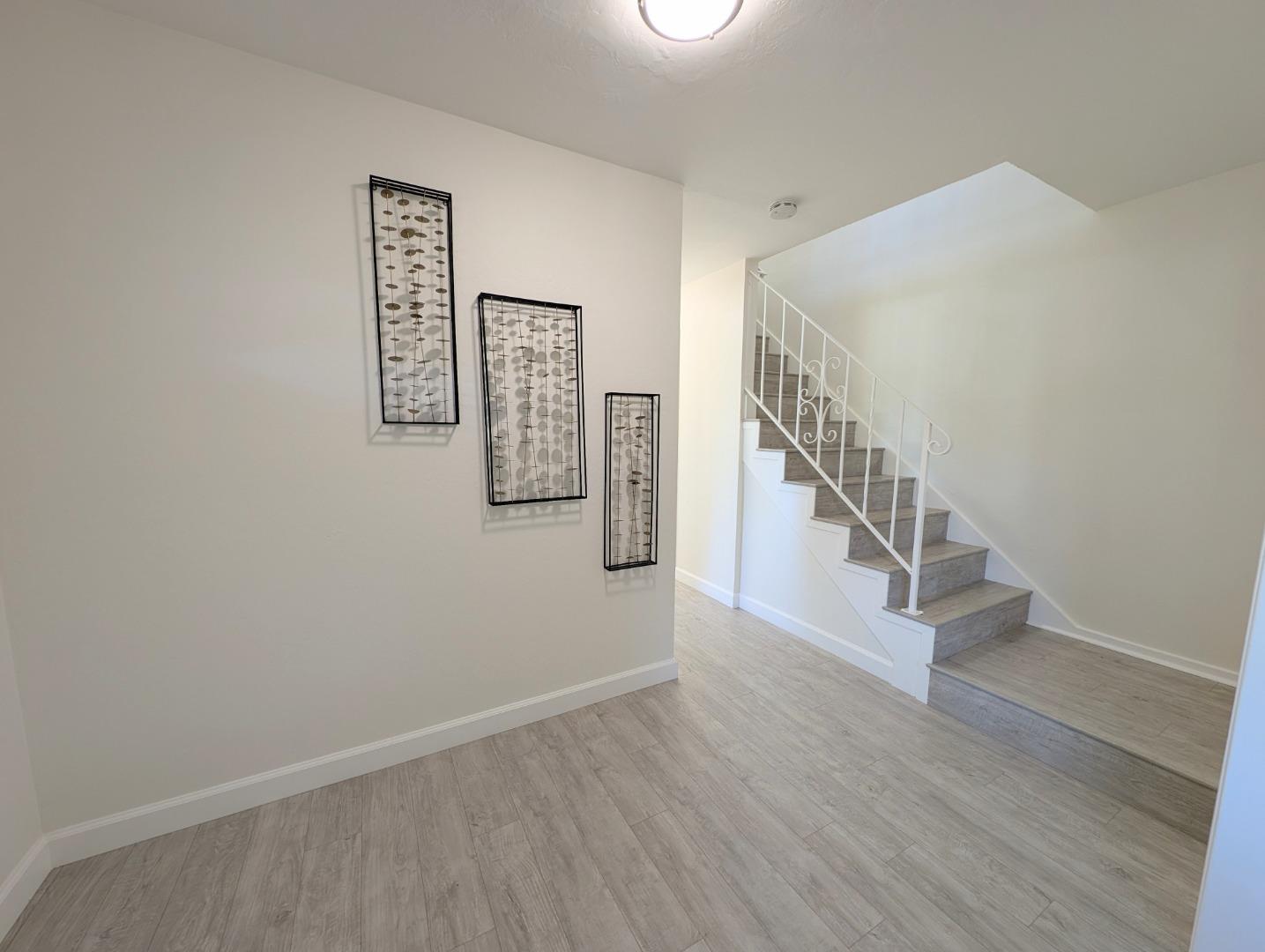 Detail Gallery Image 22 of 56 For 6104 Castello Dr, San Jose,  CA 95120 - 5 Beds | 2/1 Baths