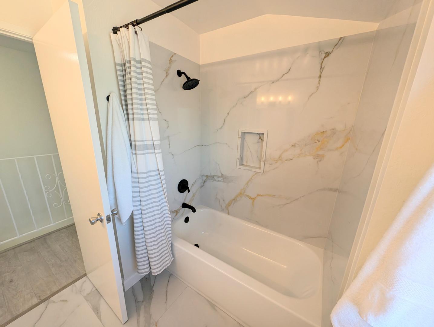 Detail Gallery Image 38 of 56 For 6104 Castello Dr, San Jose,  CA 95120 - 5 Beds | 2/1 Baths