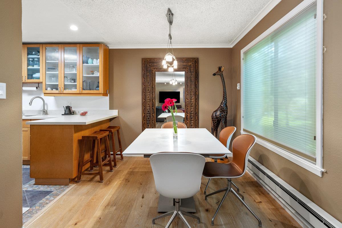 Detail Gallery Image 10 of 32 For 1116 Shelter Creek Ln, San Bruno,  CA 94066 - 2 Beds | 2 Baths