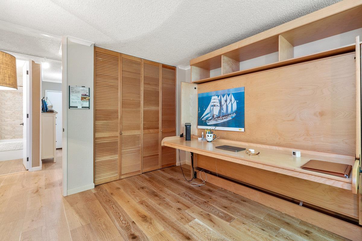 Detail Gallery Image 24 of 32 For 1116 Shelter Creek Ln, San Bruno,  CA 94066 - 2 Beds | 2 Baths