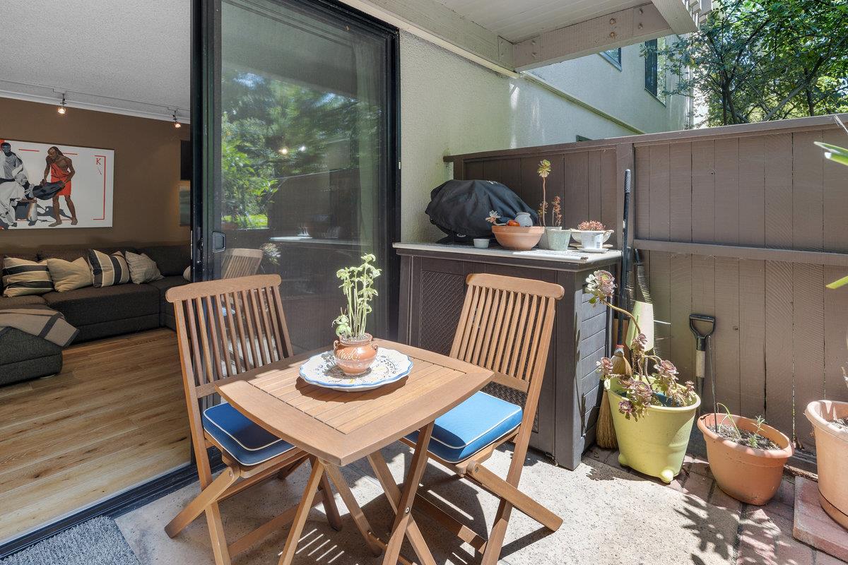 Detail Gallery Image 7 of 32 For 1116 Shelter Creek Ln, San Bruno,  CA 94066 - 2 Beds | 2 Baths