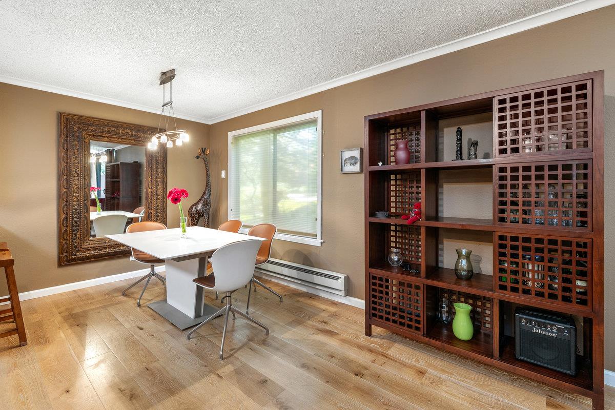 Detail Gallery Image 8 of 32 For 1116 Shelter Creek Ln, San Bruno,  CA 94066 - 2 Beds | 2 Baths