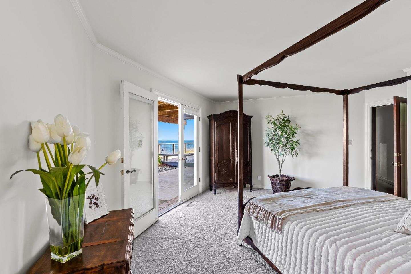 Detail Gallery Image 24 of 51 For 4250 Opal Cliff Dr, Santa Cruz,  CA 95062 - 4 Beds | 2/1 Baths