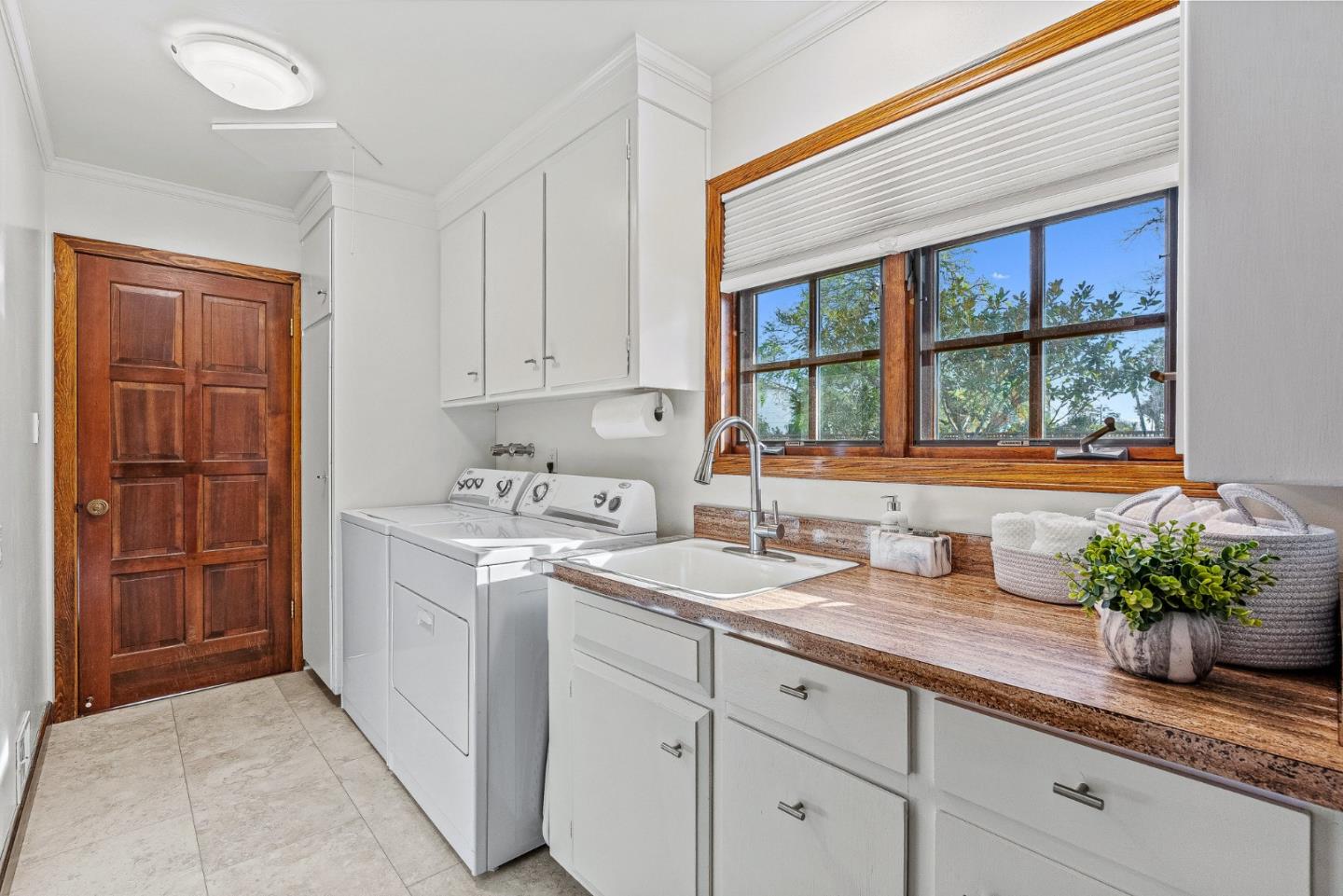 Detail Gallery Image 34 of 51 For 4250 Opal Cliff Dr, Santa Cruz,  CA 95062 - 4 Beds | 2/1 Baths