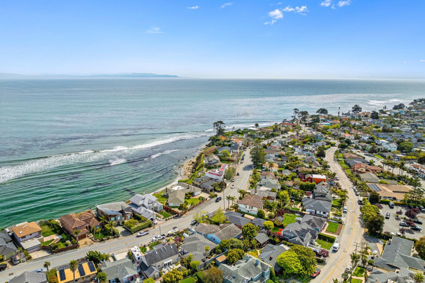 Detail Gallery Image 42 of 51 For 4250 Opal Cliff Dr, Santa Cruz,  CA 95062 - 4 Beds | 2/1 Baths