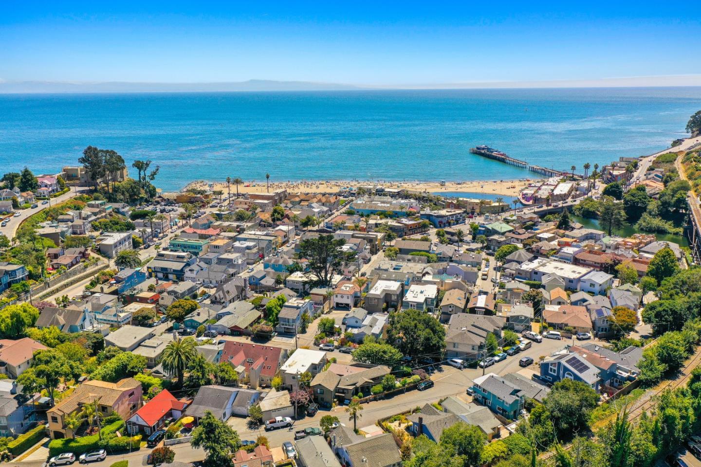Detail Gallery Image 48 of 51 For 4250 Opal Cliff Dr, Santa Cruz,  CA 95062 - 4 Beds | 2/1 Baths