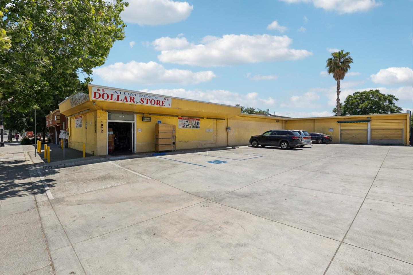 Detail Gallery Image 5 of 31 For 1972 Alum Rock Ave, San Jose,  CA 95116 - – Beds | – Baths