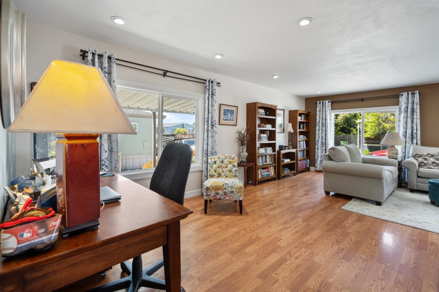 Detail Gallery Image 10 of 38 For 53 Creekside Ave #.,  Half Moon Bay,  CA 94019 - 2 Beds | 2 Baths
