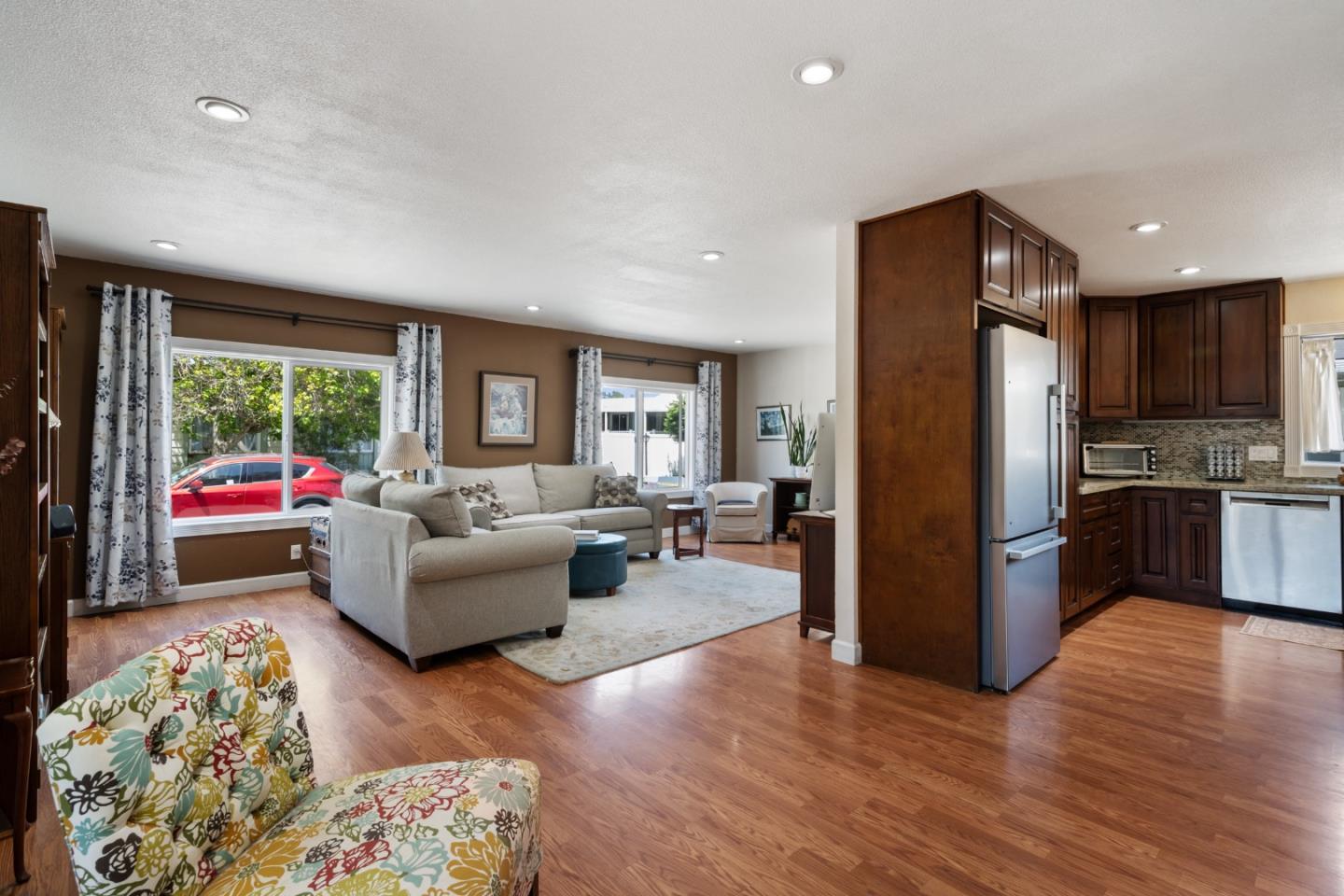 Detail Gallery Image 11 of 38 For 53 Creekside Ave #.,  Half Moon Bay,  CA 94019 - 2 Beds | 2 Baths