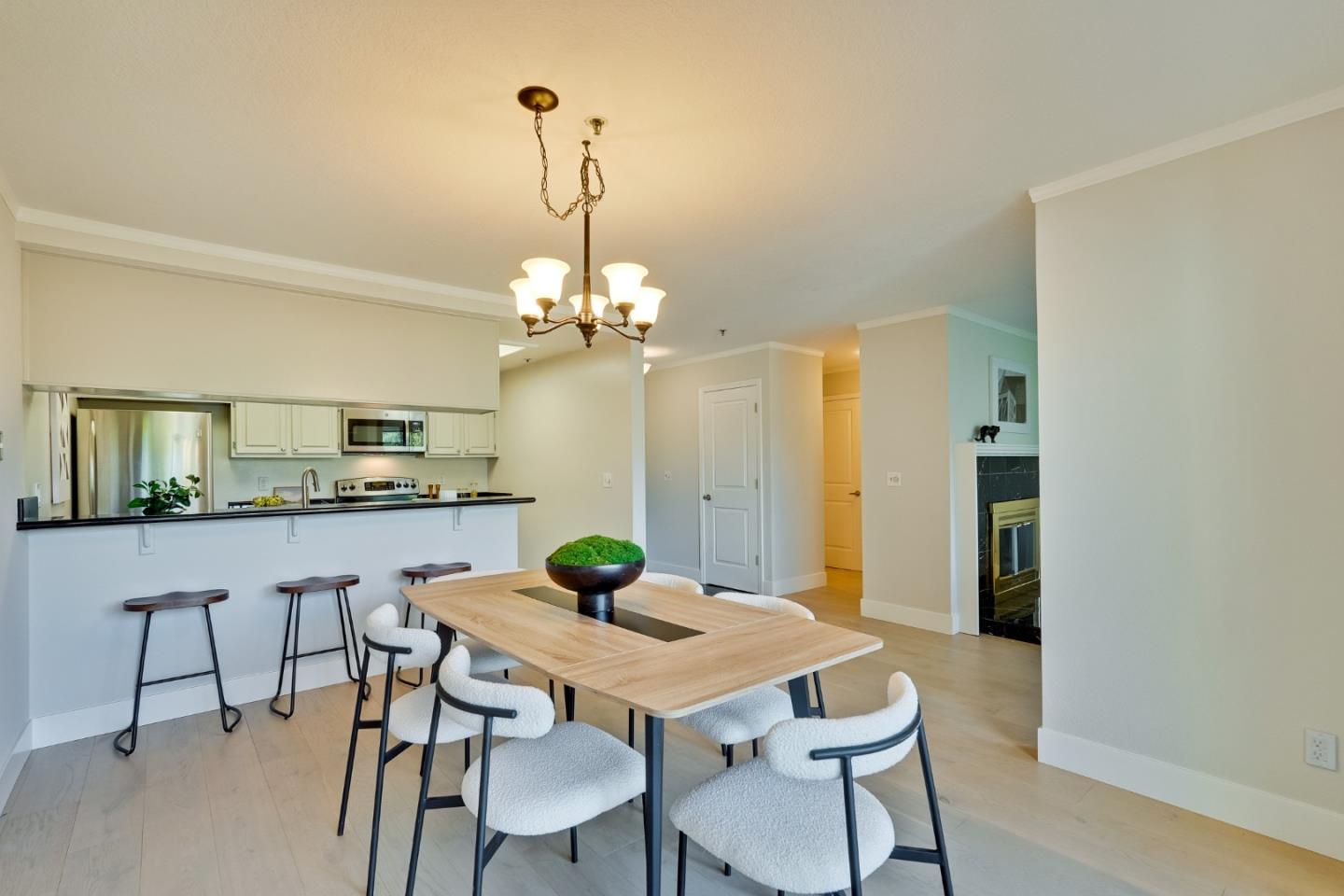 Detail Gallery Image 15 of 53 For 3715 Terstena Pl #401,  Santa Clara,  CA 95051 - 2 Beds | 2 Baths