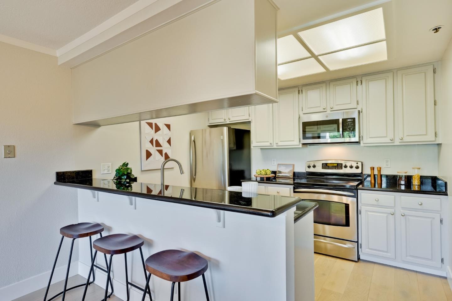Detail Gallery Image 17 of 53 For 3715 Terstena Pl #401,  Santa Clara,  CA 95051 - 2 Beds | 2 Baths