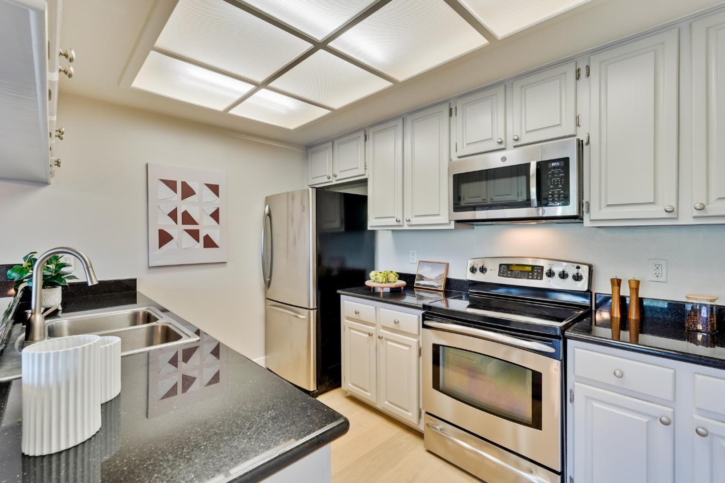 Detail Gallery Image 20 of 53 For 3715 Terstena Pl #401,  Santa Clara,  CA 95051 - 2 Beds | 2 Baths
