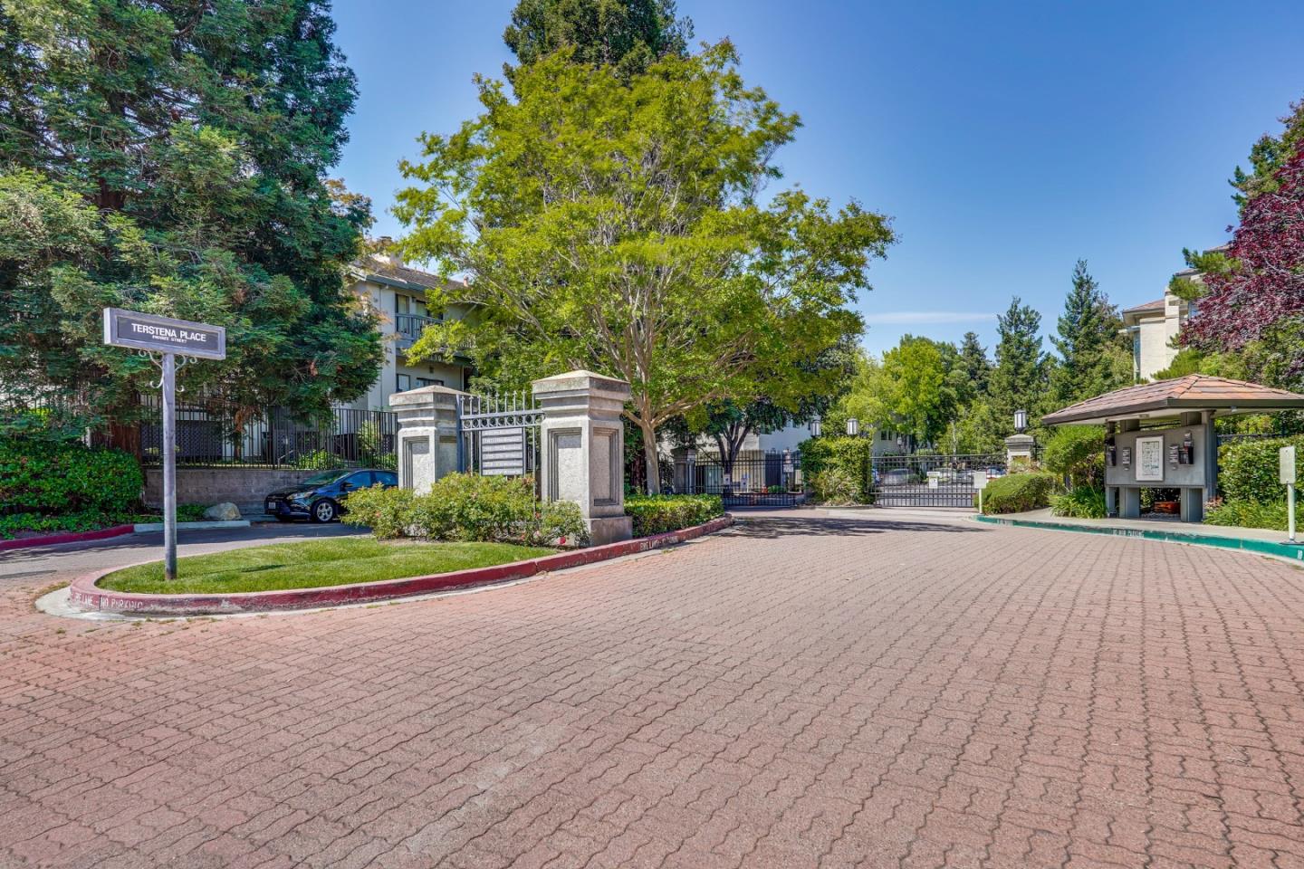 Detail Gallery Image 46 of 53 For 3715 Terstena Pl #401,  Santa Clara,  CA 95051 - 2 Beds | 2 Baths