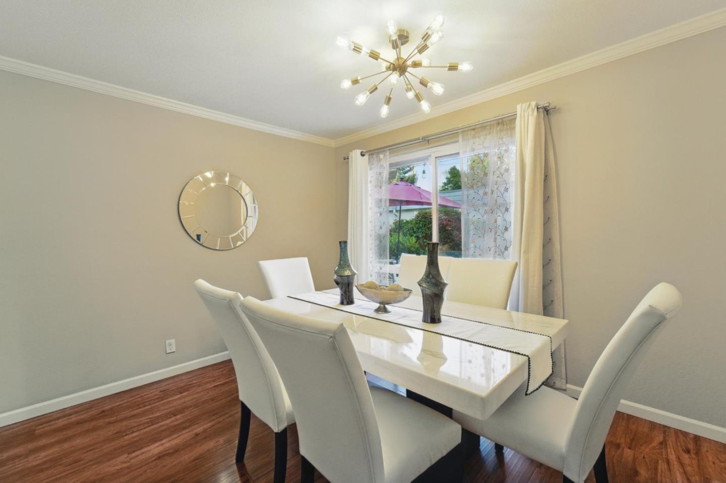 Detail Gallery Image 13 of 59 For 3821 Abbey Ct, Campbell,  CA 95008 - 4 Beds | 2/1 Baths