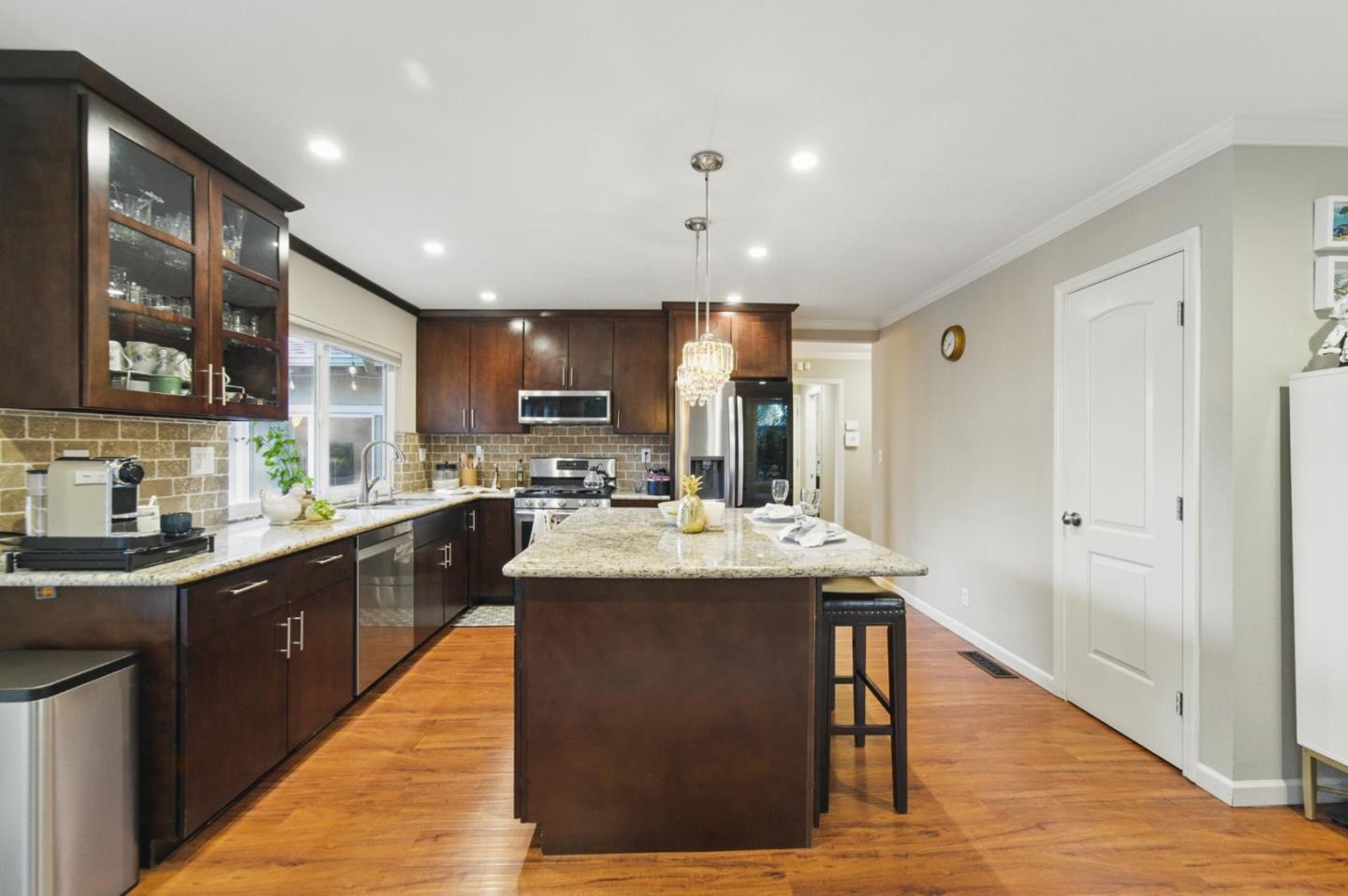 Detail Gallery Image 22 of 59 For 3821 Abbey Ct, Campbell,  CA 95008 - 4 Beds | 2/1 Baths