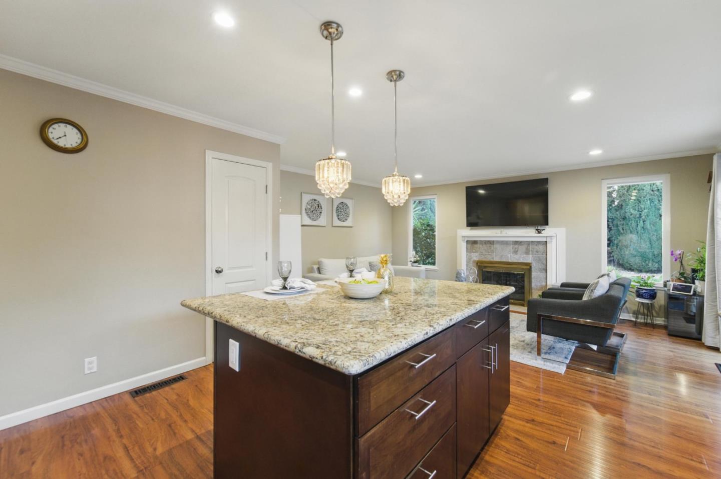 Detail Gallery Image 23 of 59 For 3821 Abbey Ct, Campbell,  CA 95008 - 4 Beds | 2/1 Baths