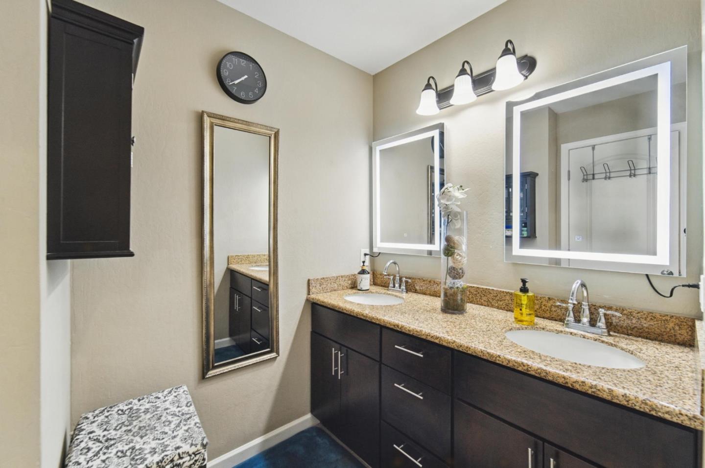 Detail Gallery Image 27 of 59 For 3821 Abbey Ct, Campbell,  CA 95008 - 4 Beds | 2/1 Baths
