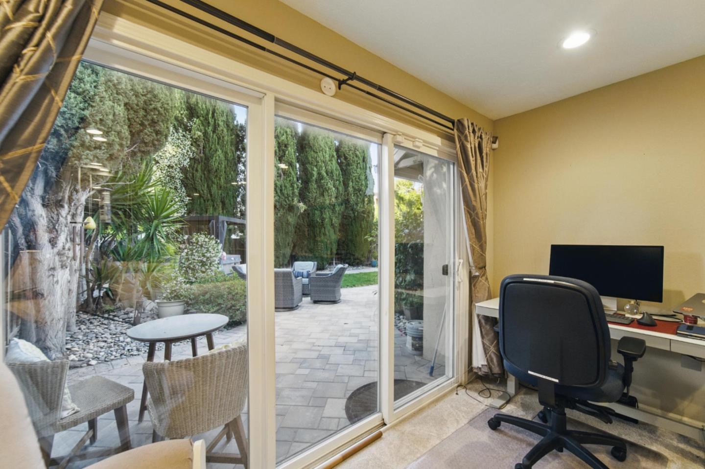 Detail Gallery Image 32 of 59 For 3821 Abbey Ct, Campbell,  CA 95008 - 4 Beds | 2/1 Baths
