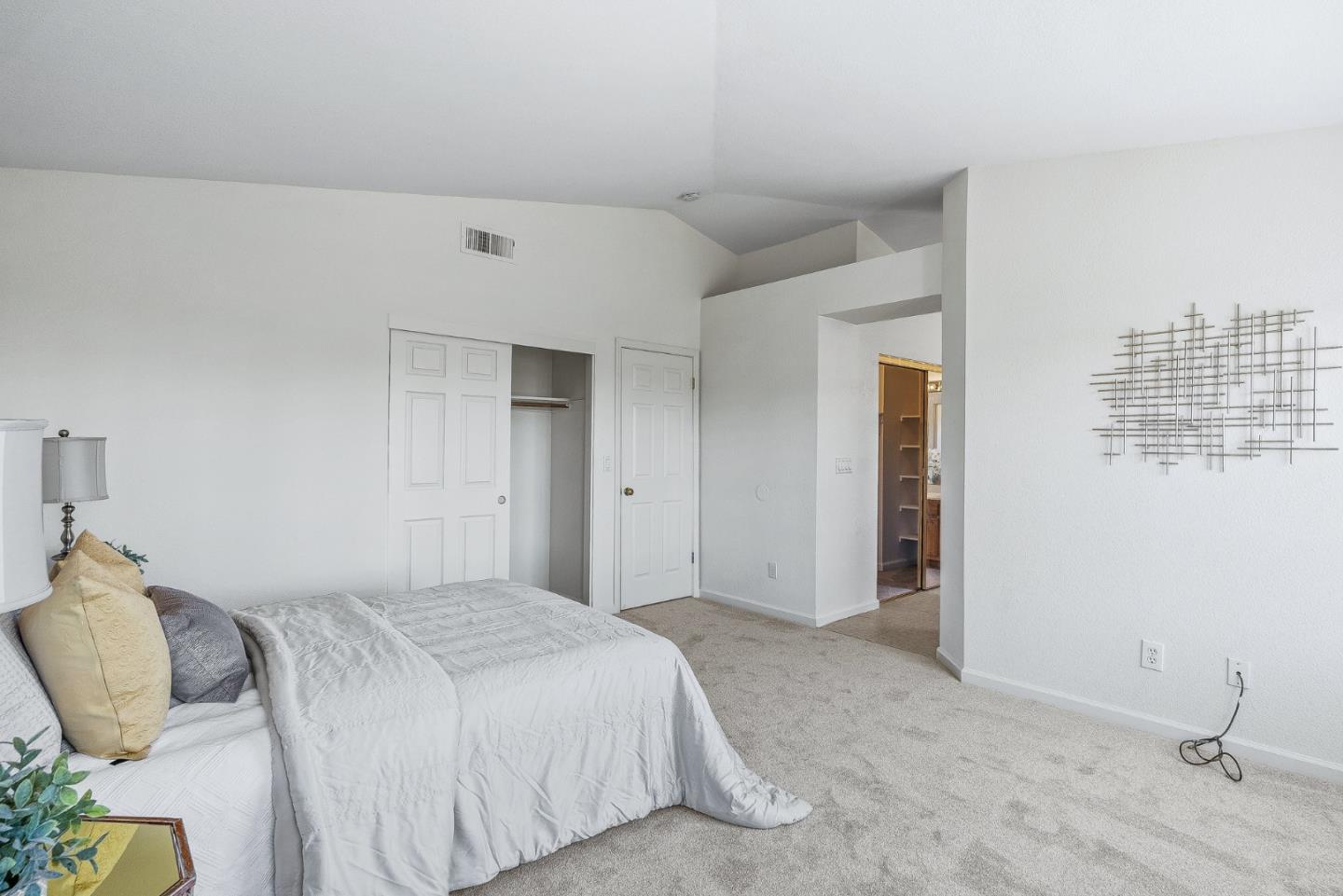 Detail Gallery Image 21 of 57 For 6261 Running Springs Rd, San Jose,  CA 95135 - 4 Beds | 3 Baths