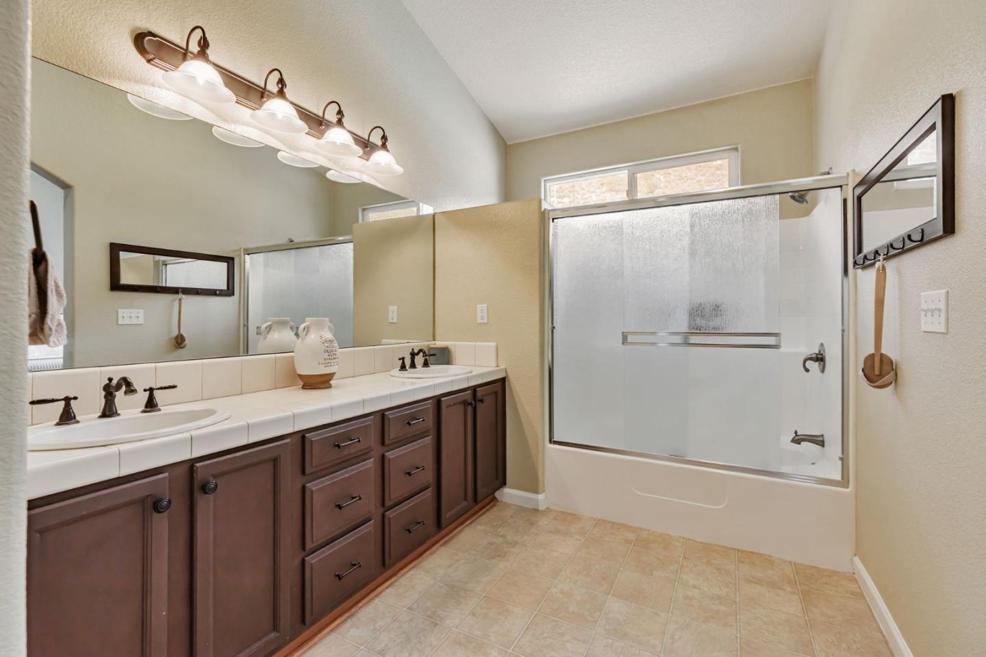 Detail Gallery Image 43 of 64 For 44737 Sun Valley Dr, King City,  CA 93930 - 4 Beds | 2 Baths