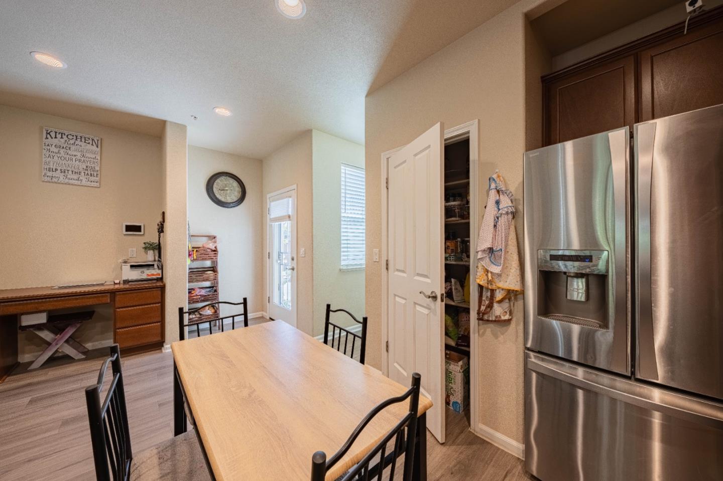 Detail Gallery Image 11 of 27 For 614 Brumwell St, King City,  CA 93930 - 4 Beds | 2 Baths