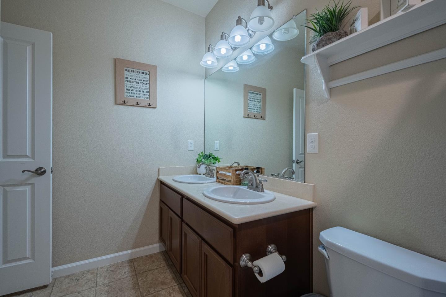 Detail Gallery Image 16 of 27 For 614 Brumwell St, King City,  CA 93930 - 4 Beds | 2 Baths