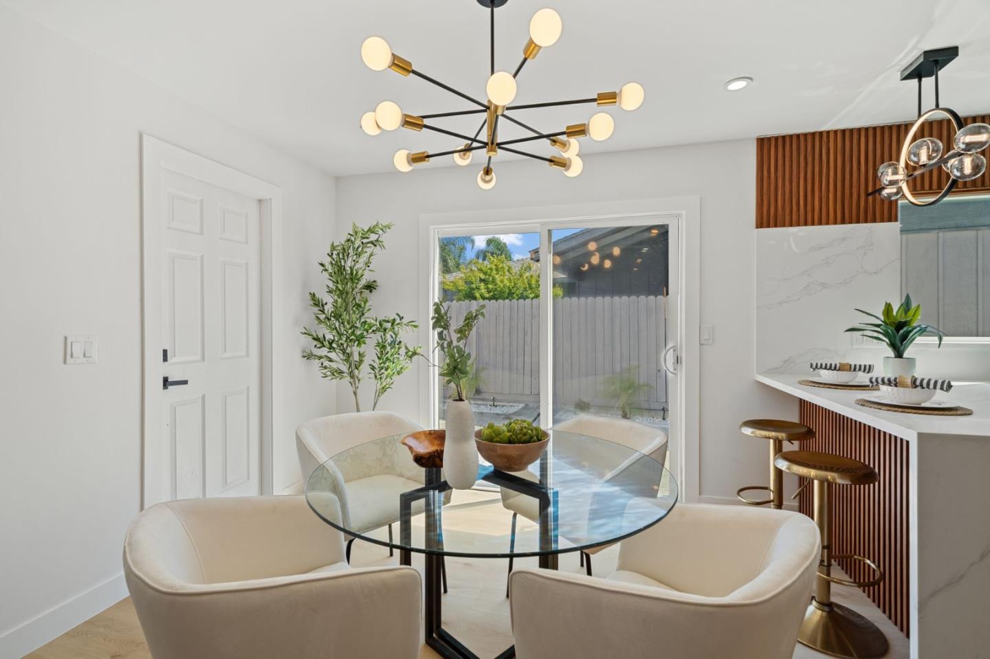 Detail Gallery Image 11 of 38 For 1868 Bagpipe Way, San Jose,  CA 95121 - 4 Beds | 2 Baths