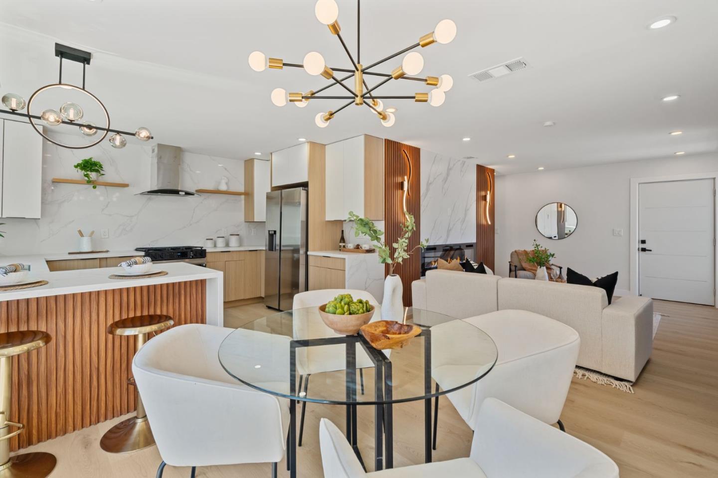 Detail Gallery Image 12 of 38 For 1868 Bagpipe Way, San Jose,  CA 95121 - 4 Beds | 2 Baths