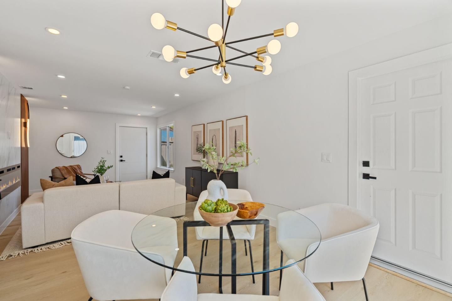 Detail Gallery Image 13 of 38 For 1868 Bagpipe Way, San Jose,  CA 95121 - 4 Beds | 2 Baths