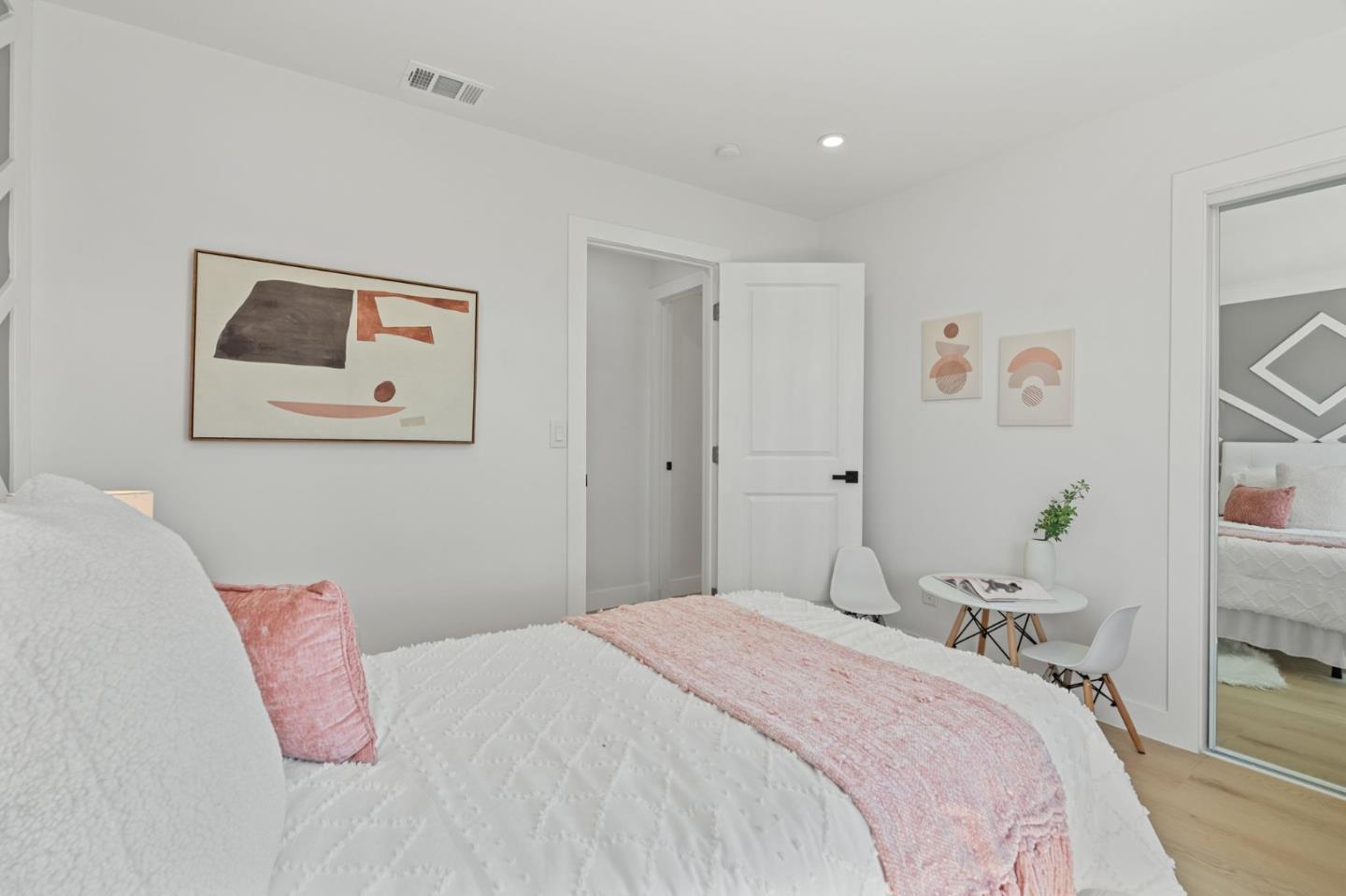 Detail Gallery Image 25 of 38 For 1868 Bagpipe Way, San Jose,  CA 95121 - 4 Beds | 2 Baths