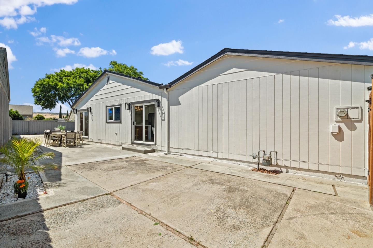 Detail Gallery Image 29 of 38 For 1868 Bagpipe Way, San Jose,  CA 95121 - 4 Beds | 2 Baths