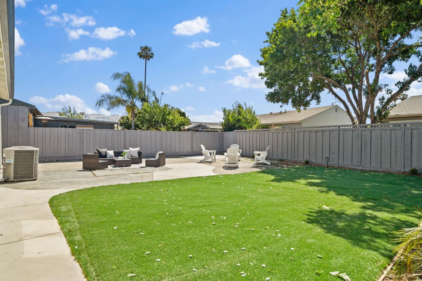 Detail Gallery Image 34 of 38 For 1868 Bagpipe Way, San Jose,  CA 95121 - 4 Beds | 2 Baths