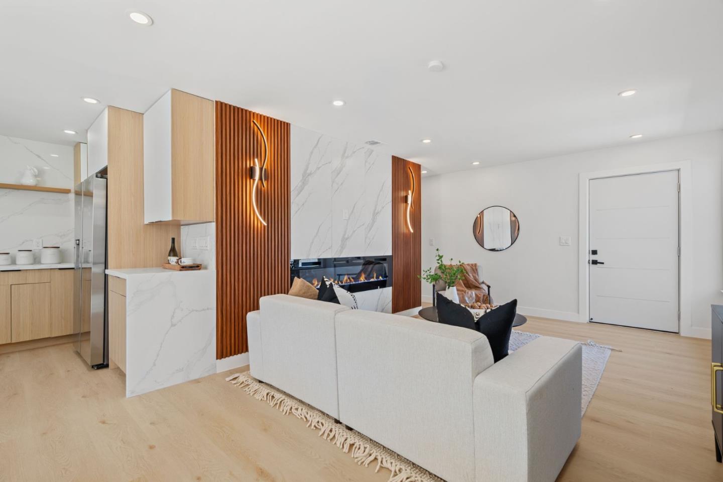 Detail Gallery Image 9 of 38 For 1868 Bagpipe Way, San Jose,  CA 95121 - 4 Beds | 2 Baths