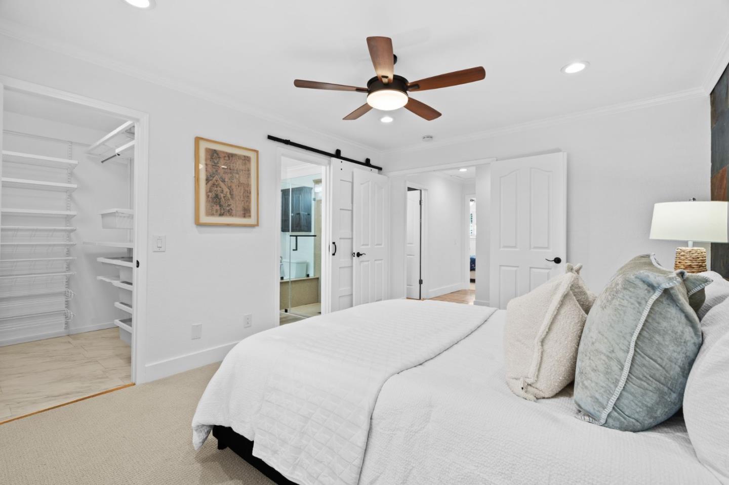 Detail Gallery Image 13 of 33 For 5749 San Lorenzo Dr, San Jose,  CA 95123 - 3 Beds | 2 Baths