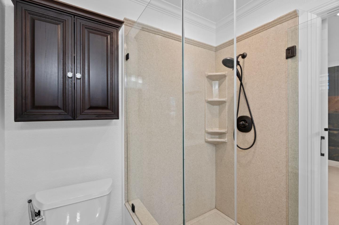 Detail Gallery Image 16 of 33 For 5749 San Lorenzo Dr, San Jose,  CA 95123 - 3 Beds | 2 Baths