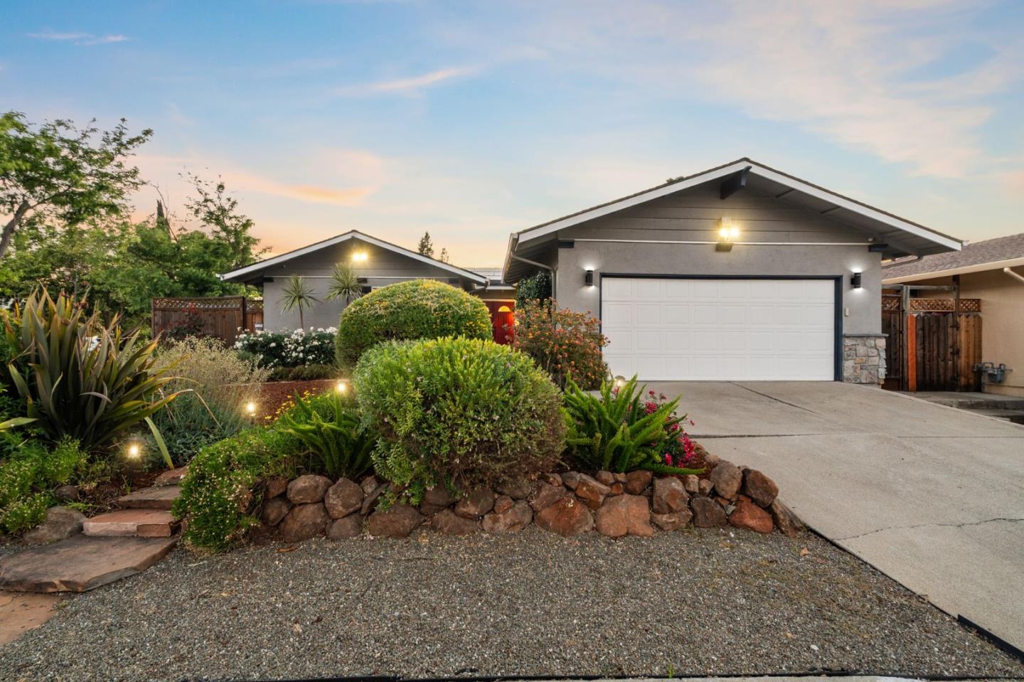 Detail Gallery Image 32 of 33 For 5749 San Lorenzo Dr, San Jose,  CA 95123 - 3 Beds | 2 Baths