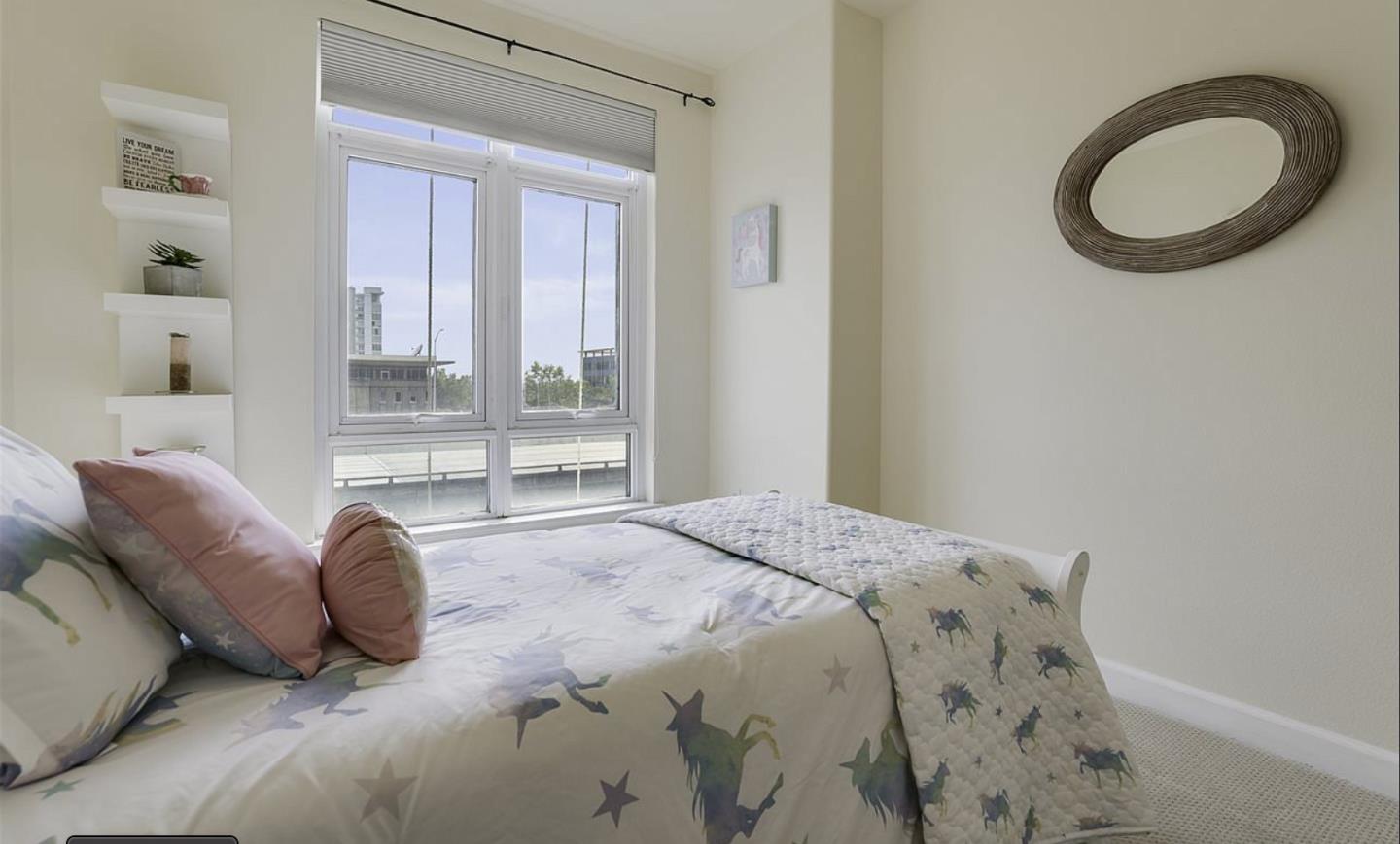 Detail Gallery Image 3 of 22 For 423 7th St #208,  Oakland,  CA 94607 - 2 Beds | 1 Baths