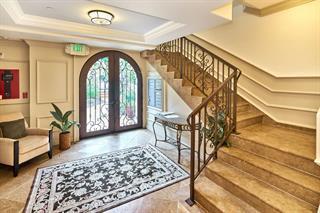 Detail Gallery Image 3 of 8 For 1226 El Camino Real #202,  Burlingame,  CA 94010 - 2 Beds | 2 Baths