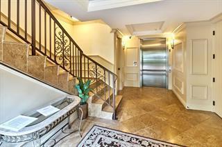 Detail Gallery Image 4 of 8 For 1226 El Camino Real #202,  Burlingame,  CA 94010 - 2 Beds | 2 Baths