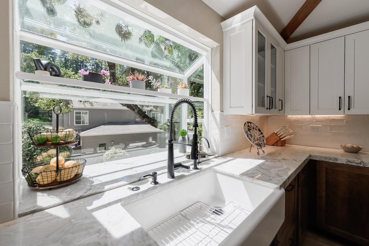Detail Gallery Image 14 of 116 For 307 Sidesaddle Cir, Scotts Valley,  CA 95066 - 4 Beds | 2/1 Baths