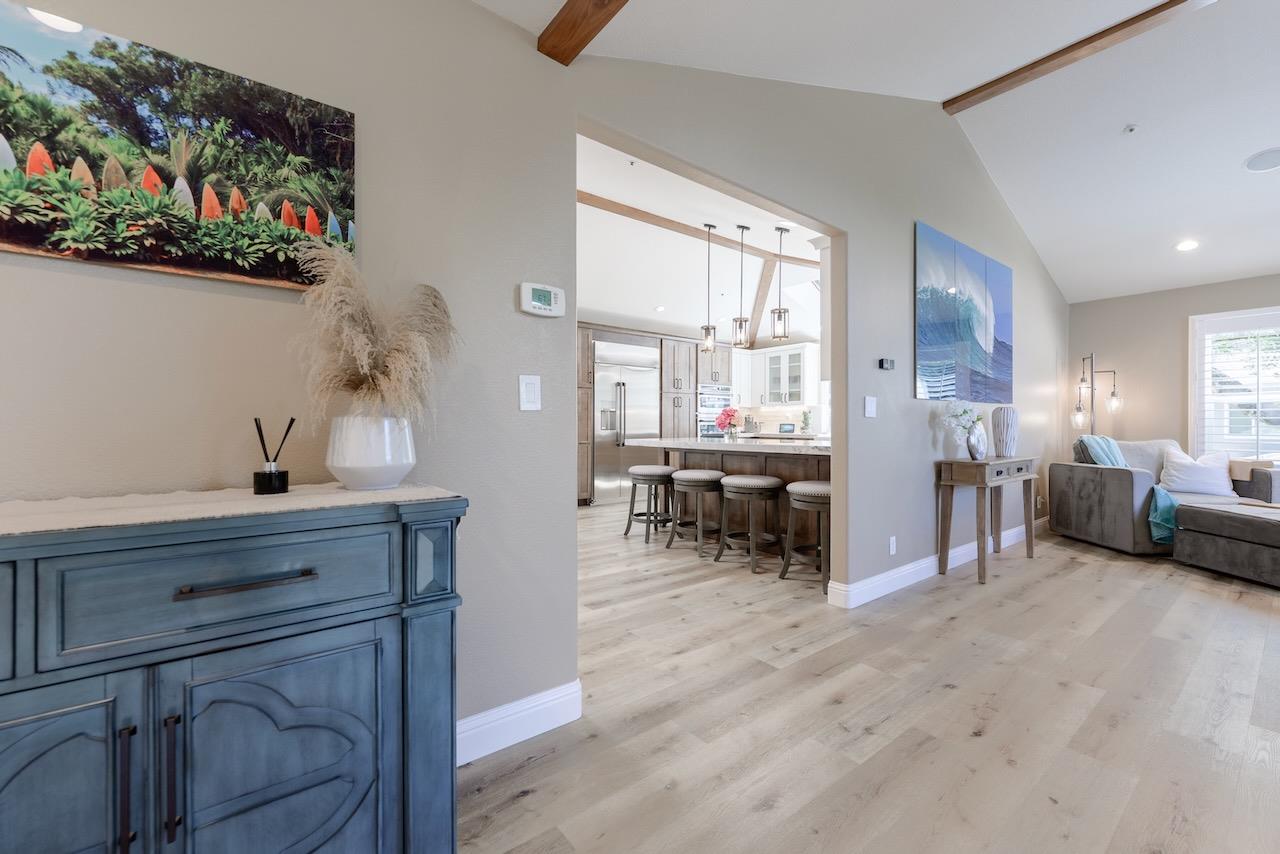 Detail Gallery Image 8 of 116 For 307 Sidesaddle Cir, Scotts Valley,  CA 95066 - 4 Beds | 2/1 Baths