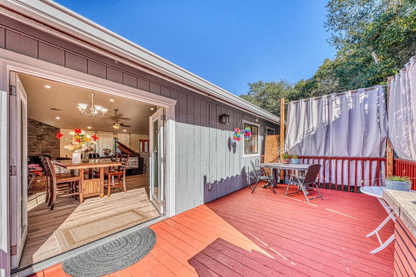 Detail Gallery Image 16 of 60 For 6640 Kim Ann Ln, Salinas,  CA 93907 - 4 Beds | 3 Baths