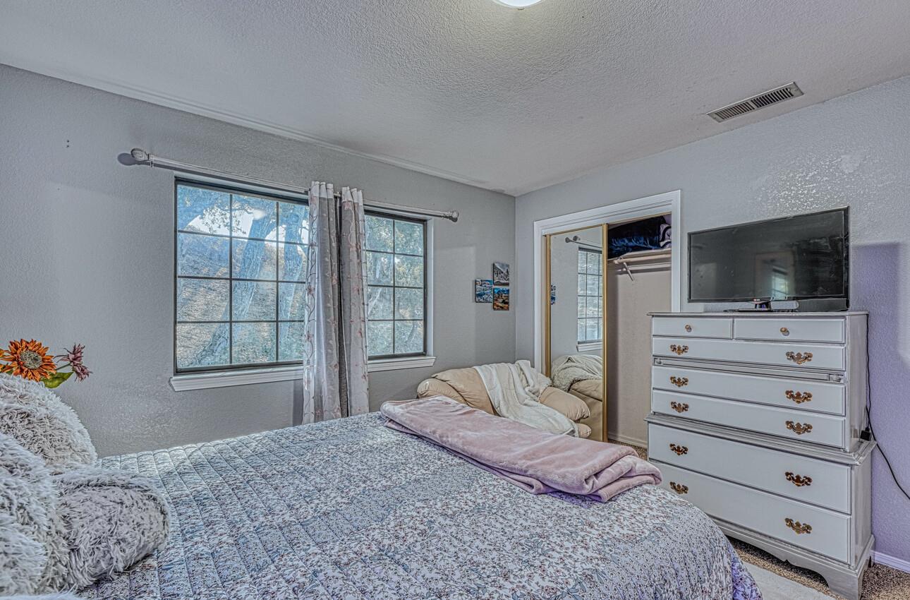 Detail Gallery Image 26 of 60 For 6640 Kim Ann Ln, Salinas,  CA 93907 - 4 Beds | 3 Baths