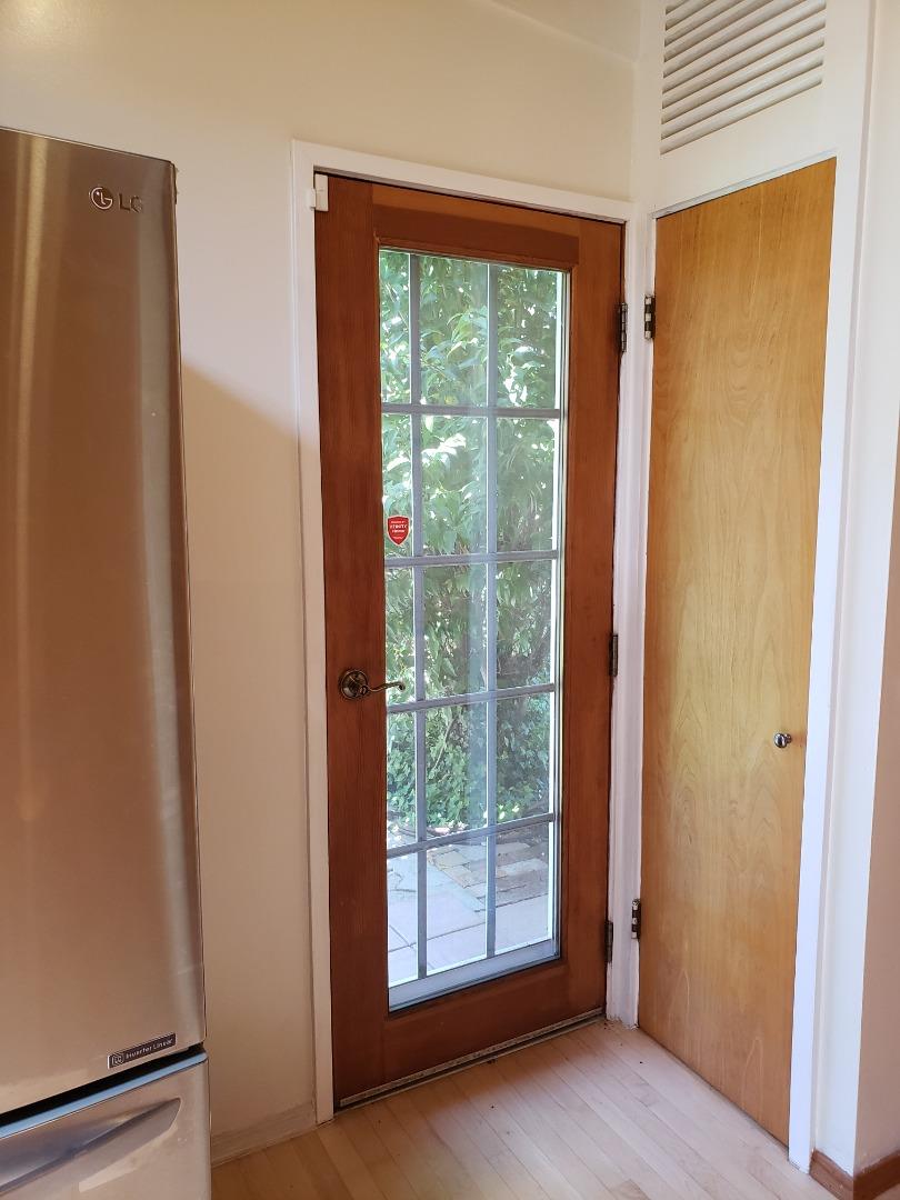 Detail Gallery Image 14 of 51 For 528 Moraga, Orinda,  CA 94563 - 3 Beds | 2/1 Baths